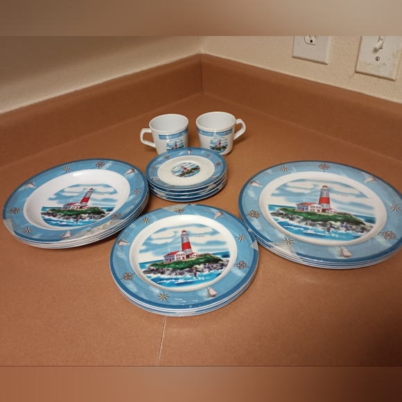 Meet your Posher, Jasmine - Picture 2 of 4